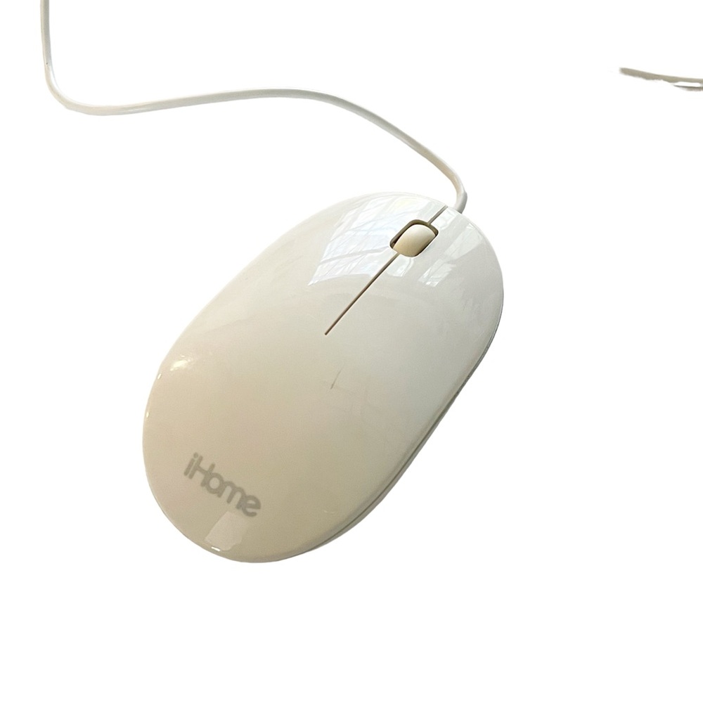 iHome Wired USB Mac Mouse - White (IMAC-M100W) MV2769 Electronic Computer